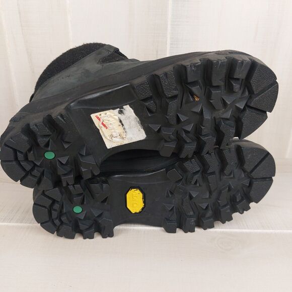 Cole Haan Men\'s 7.5 Made in Italy Black Hiking Boots Vibram Lug Sole Felt Lined